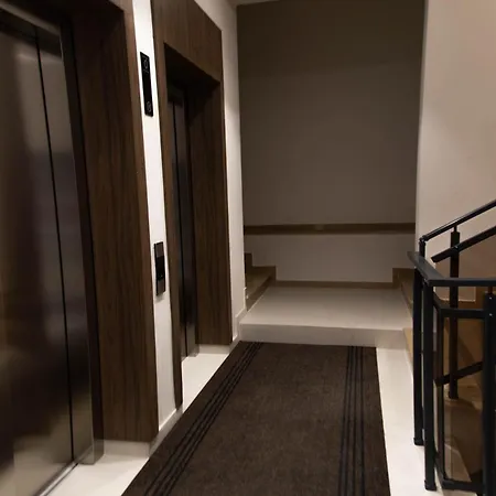 Appartement Tulip - New Studio, Self Check-in, Airport Pickup *