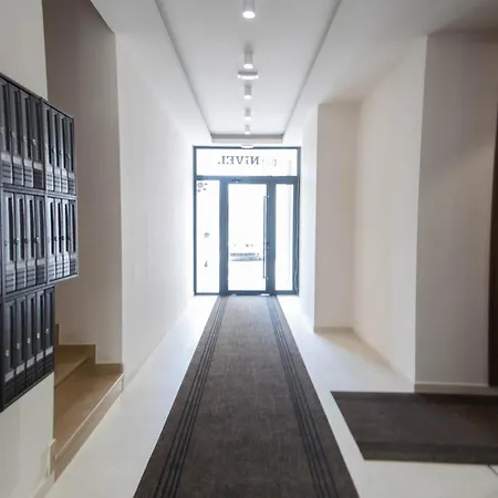 Tulip - New Studio, Self Check-in, Airport Pickup *